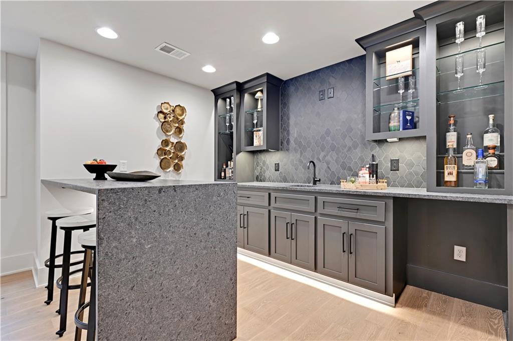 5111 W 72nd Terrace Property Photo 41