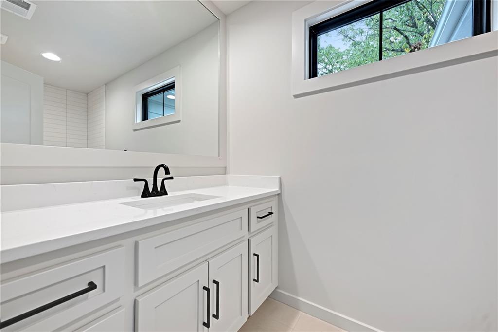 5111 W 72nd Terrace Property Photo 48