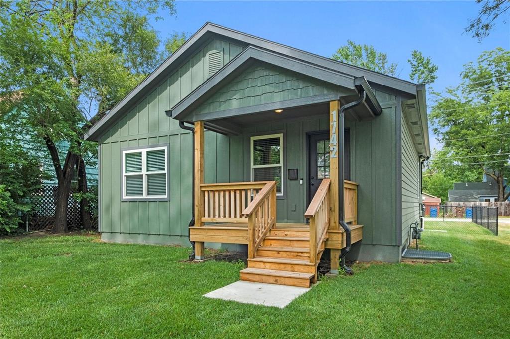 1742 Alabama Street Property Photo
