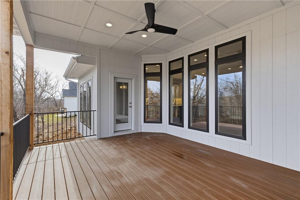 8841 N Kentucky Avenue Property Photo 19