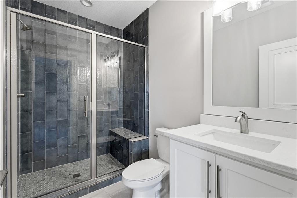 8841 N Kentucky Avenue Property Photo 28