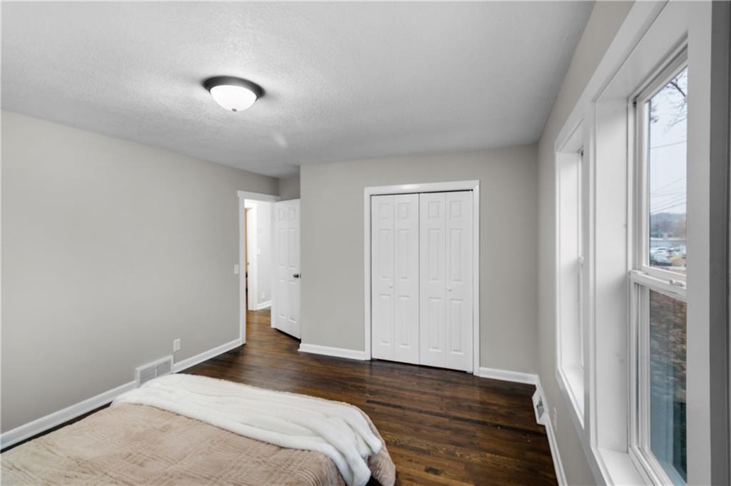 3141 S 37th Street Property Photo 18