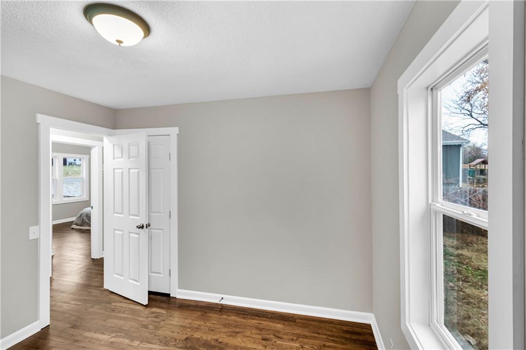 3141 S 37th Street Property Photo 20