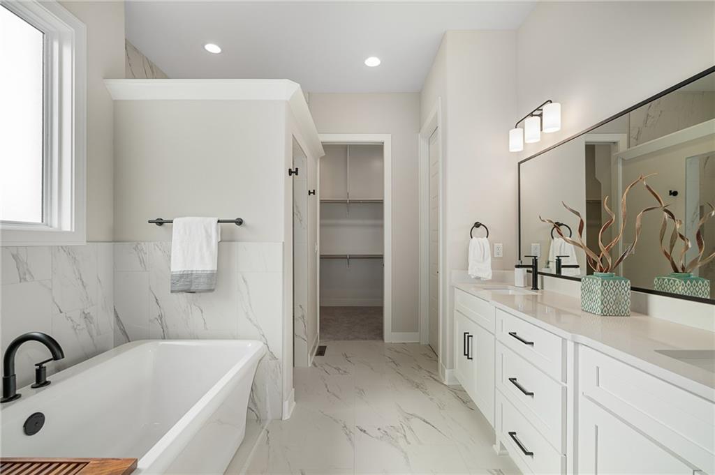 11263 S Gleason Road Property Photo 29