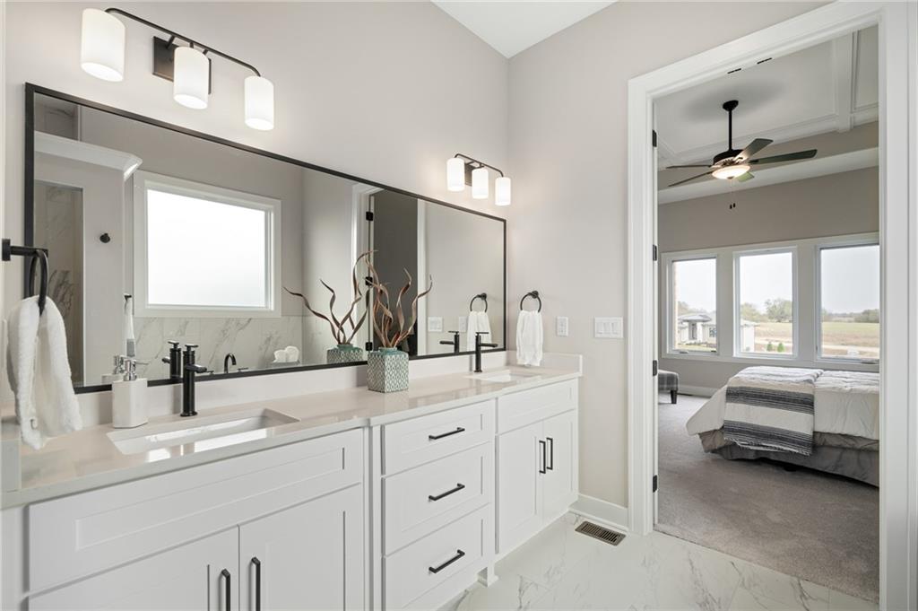 11263 S Gleason Road Property Photo 33