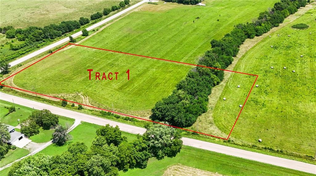 5ac 0000 N 1000 Road Property Photo