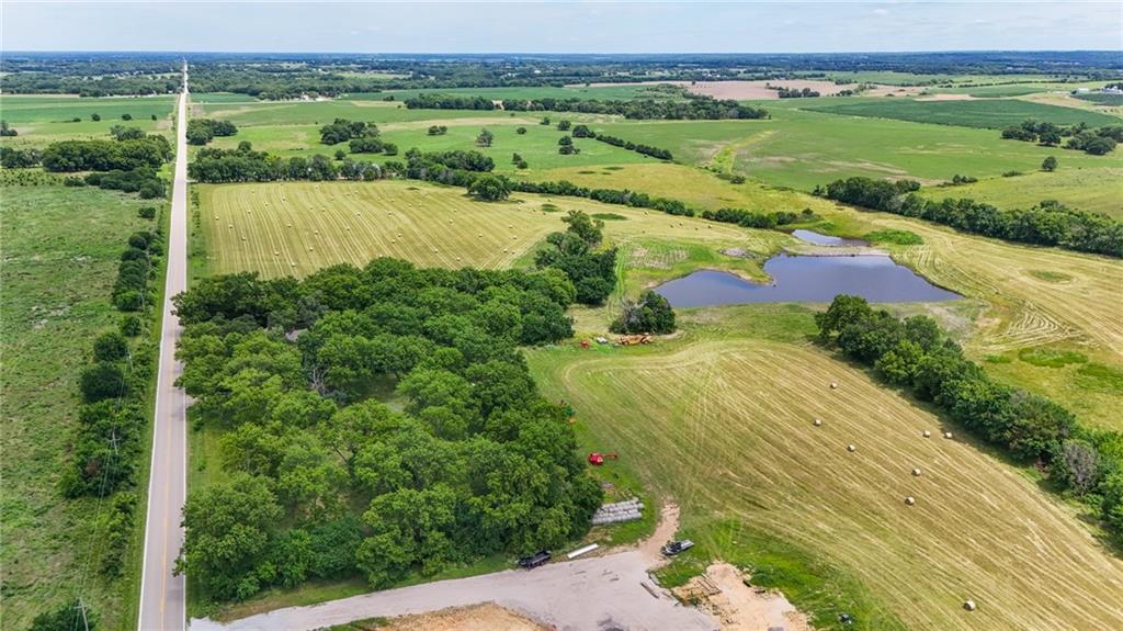 39ac 0000 N 1000 Road Property Photo 4