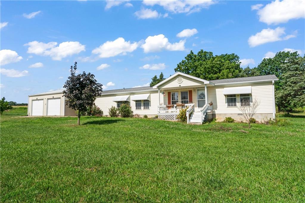 8045 Se 601 Road Property Photo 1