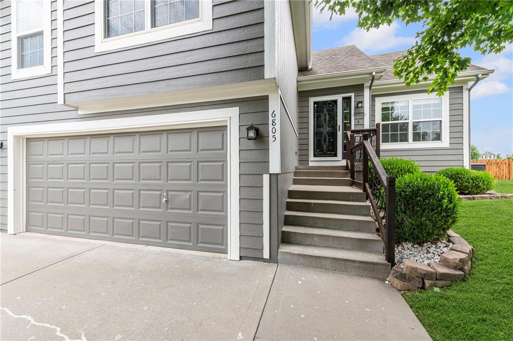 6805 Ne 114th Terrace Property Photo 2