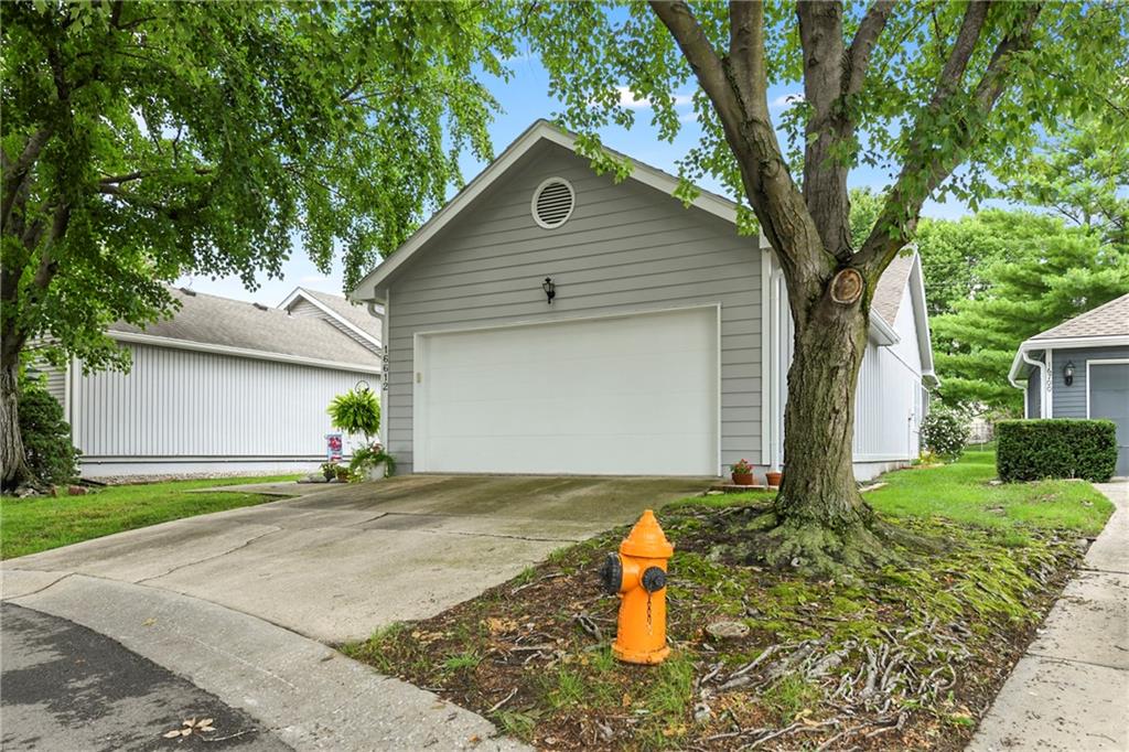 16612 E 53rd Street Property Photo 5