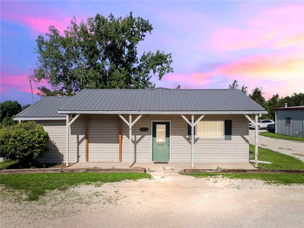 1203 Highway 65 Highway Property Photo
