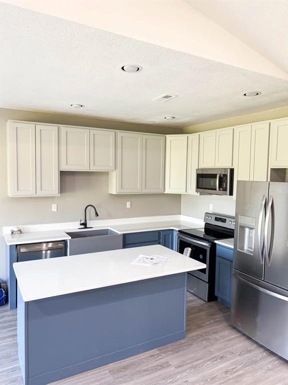 100 Brookside Court Property Photo 4