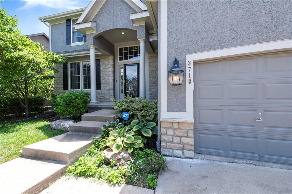 3713 W 155th Street Property Photo 3