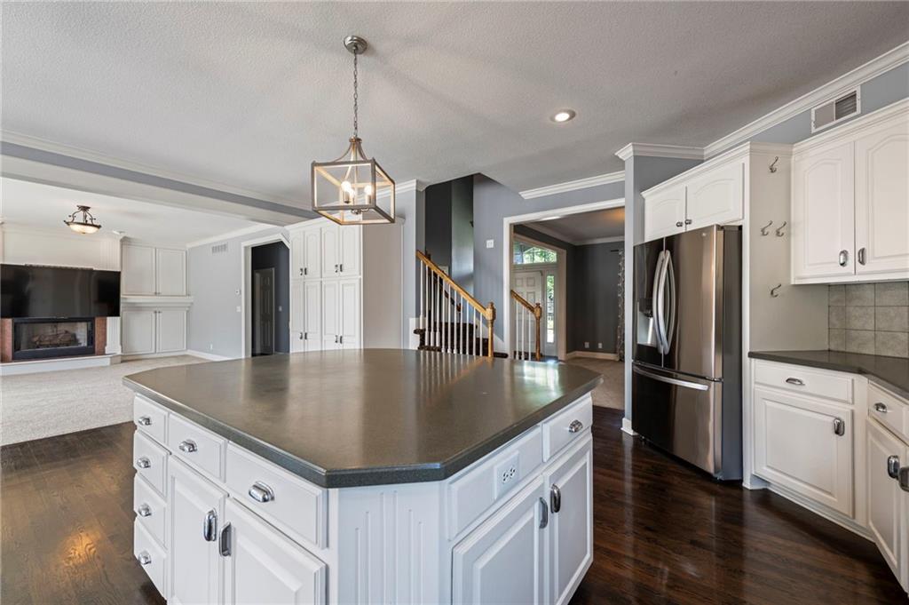 3713 W 155th Street Property Photo 19