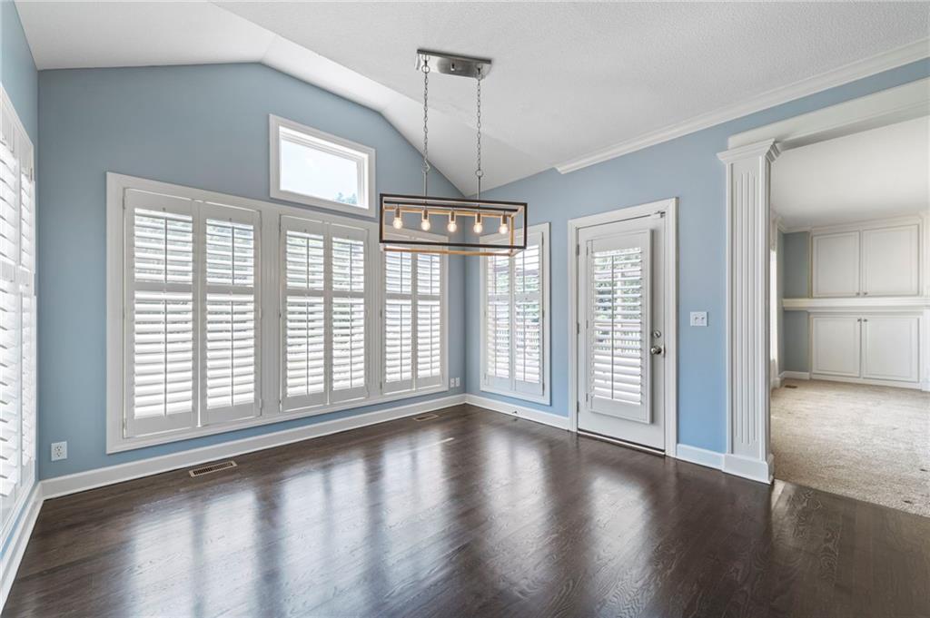 3713 W 155th Street Property Photo 24