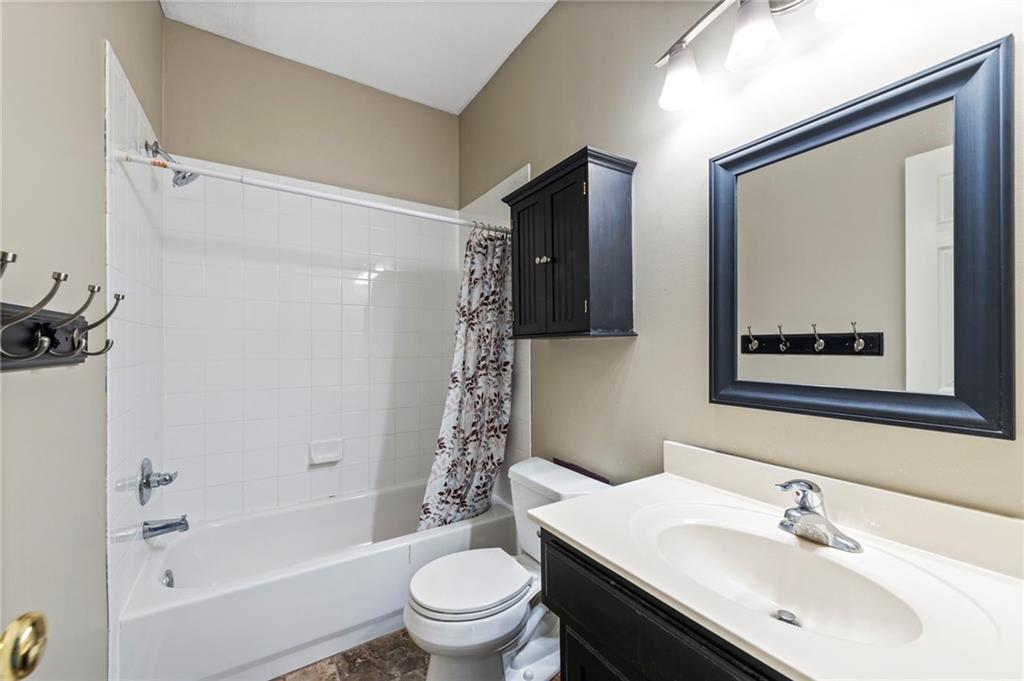 3713 W 155th Street Property Photo 28