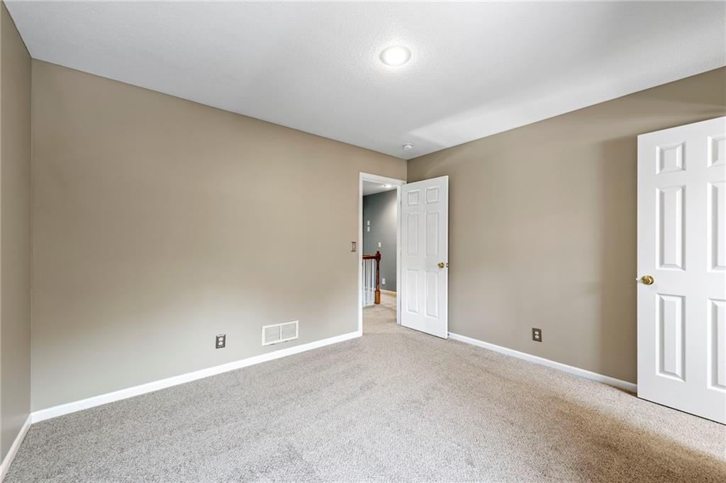 3713 W 155th Street Property Photo 37