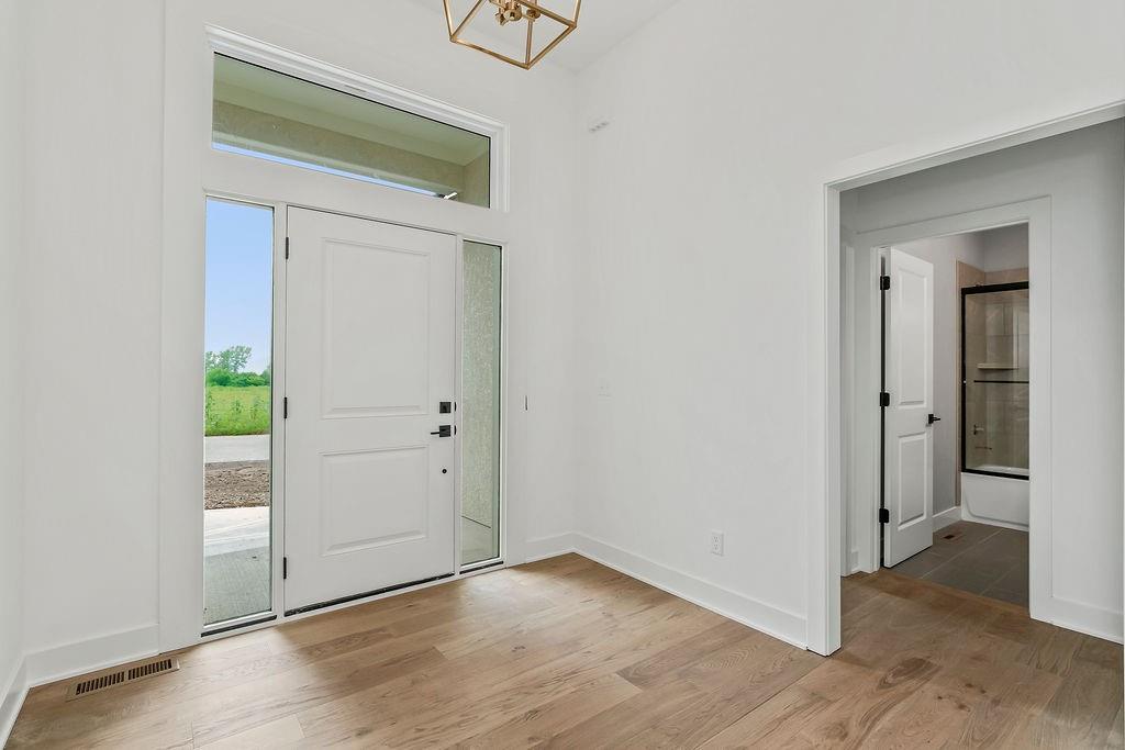 13985 Landon Street Property Photo 3