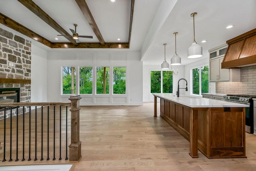 13985 Landon Street Property Photo 4