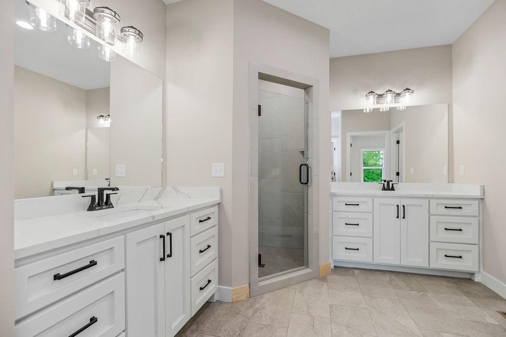 13985 Landon Street Property Photo 22