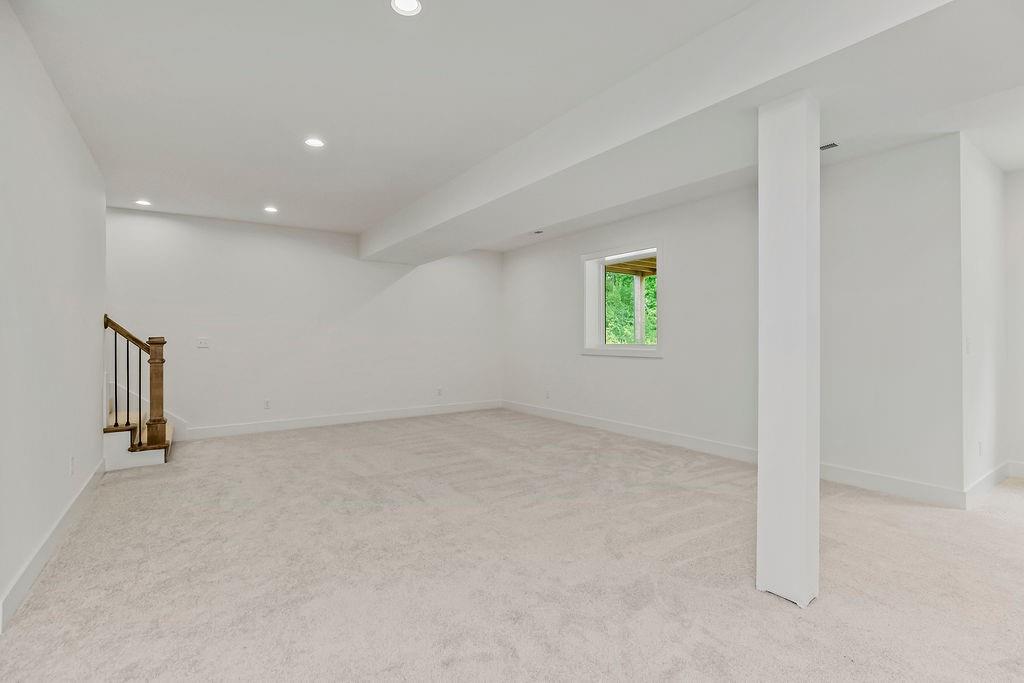 13985 Landon Street Property Photo 29