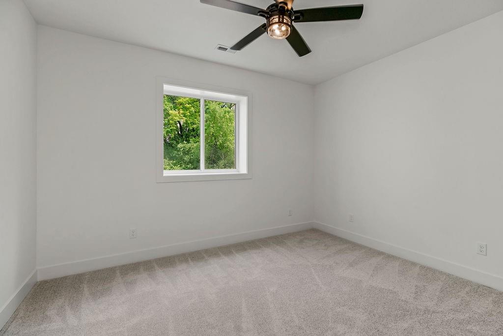 13985 Landon Street Property Photo 34