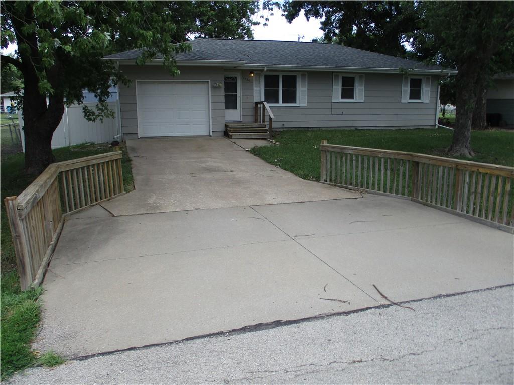 1520 Saint Lawrence Street Property Photo 1