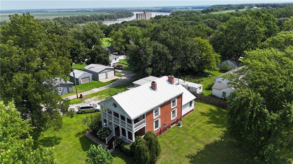 509 Broad Street Property Photo 7