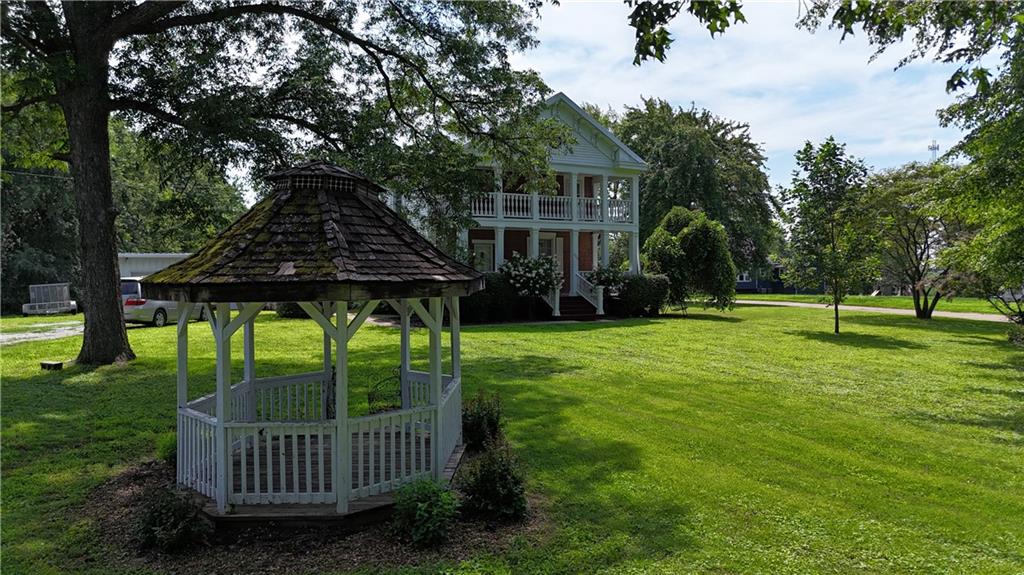 509 Broad Street Property Photo 11