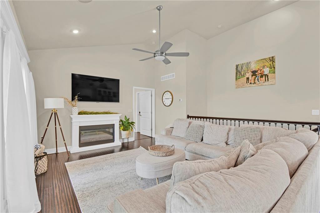 1402 Norfolk Drive Property Photo 16