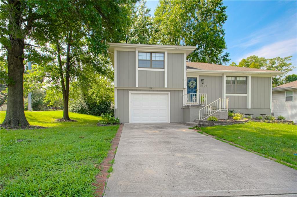 2105 Chester Avenue Property Photo 1