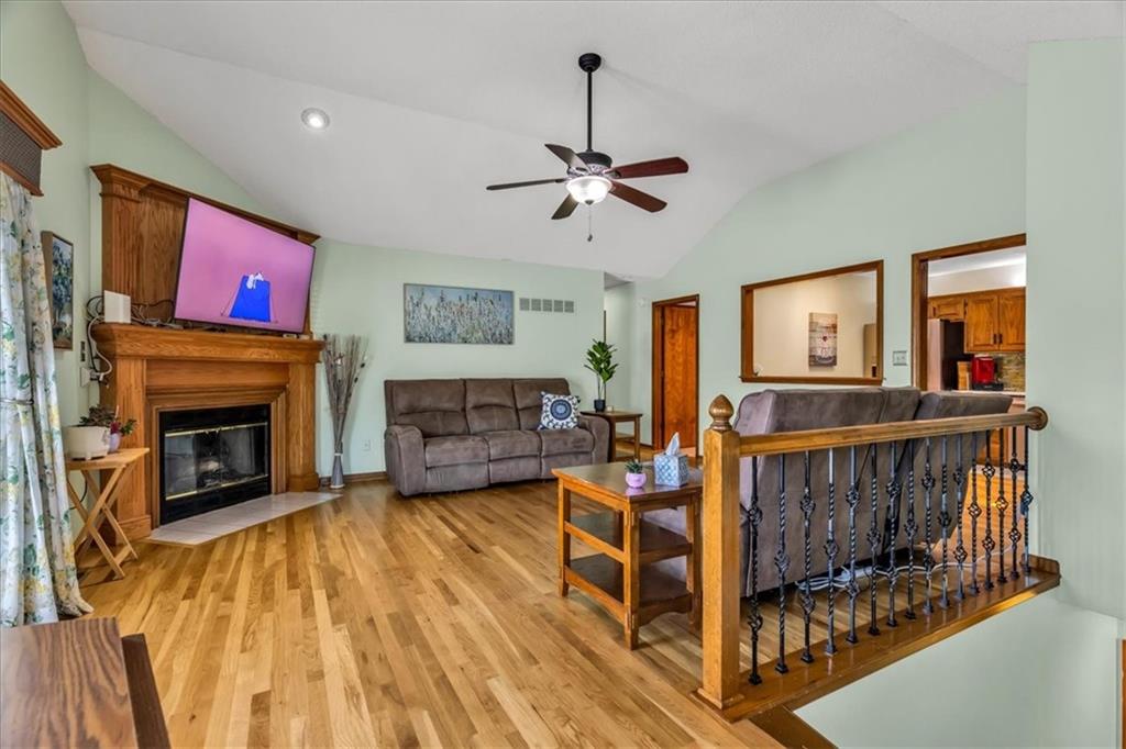 1401 Nw Birdseye Court Property Photo 4