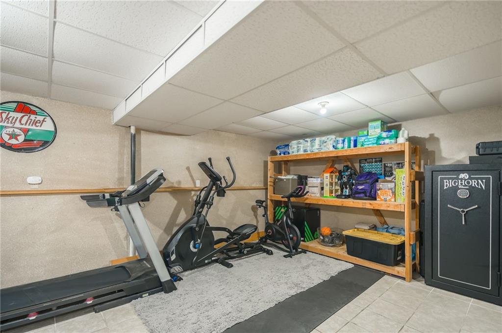 1052 Sw Twin Creek Drive Property Photo 24