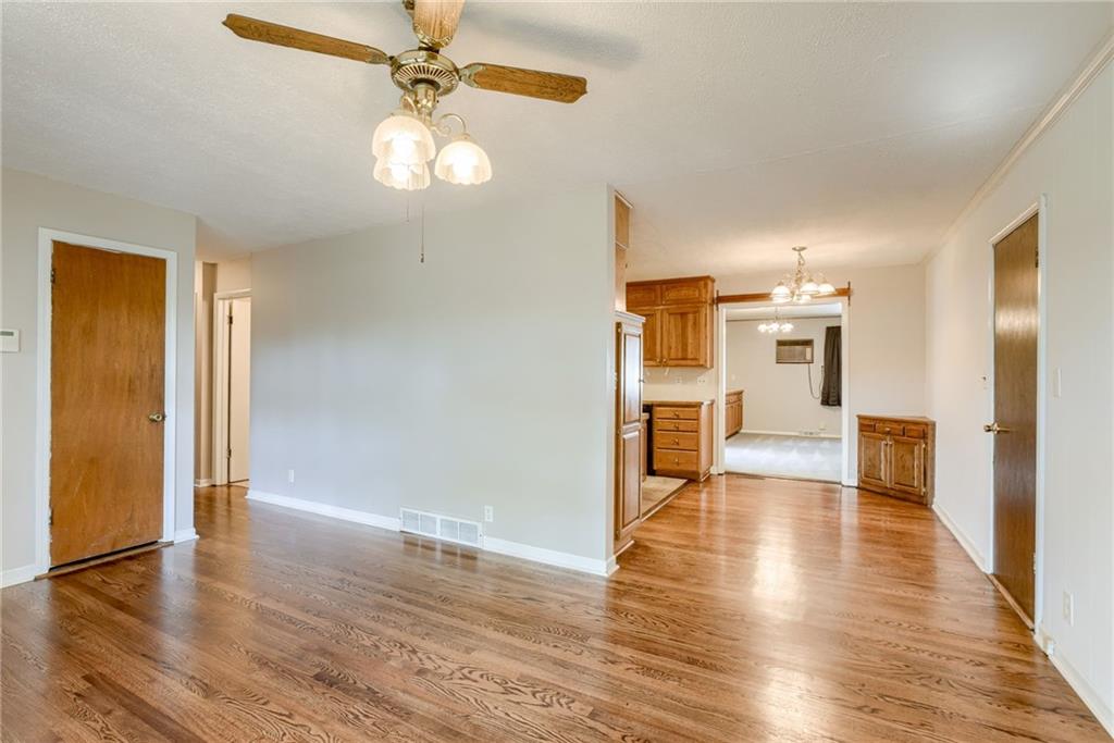 452 Park Drive Property Photo 7