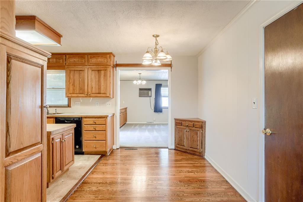 452 Park Drive Property Photo 8