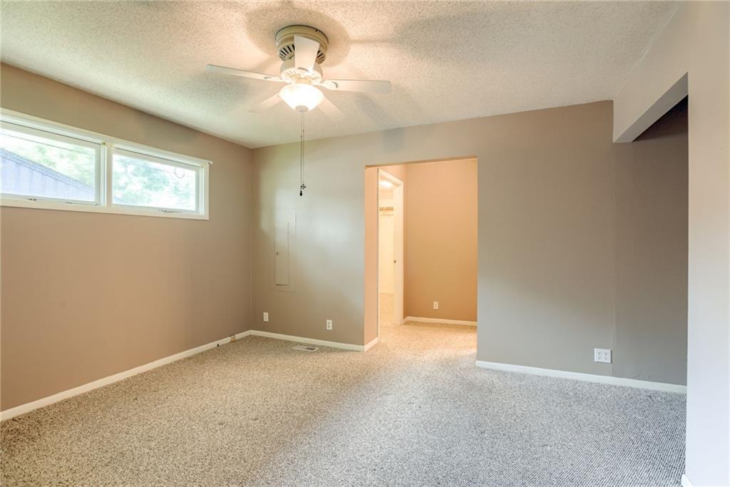 452 Park Drive Property Photo 15