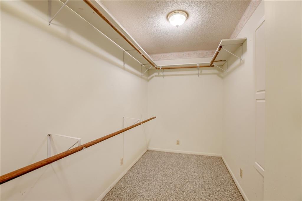 452 Park Drive Property Photo 17