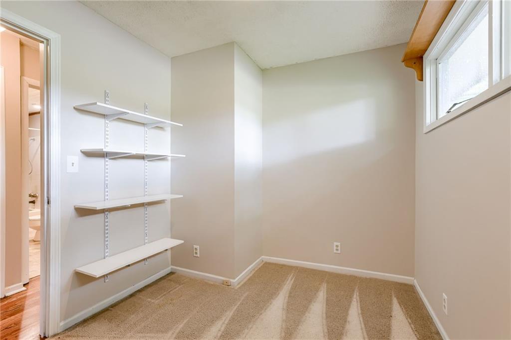 452 Park Drive Property Photo 21