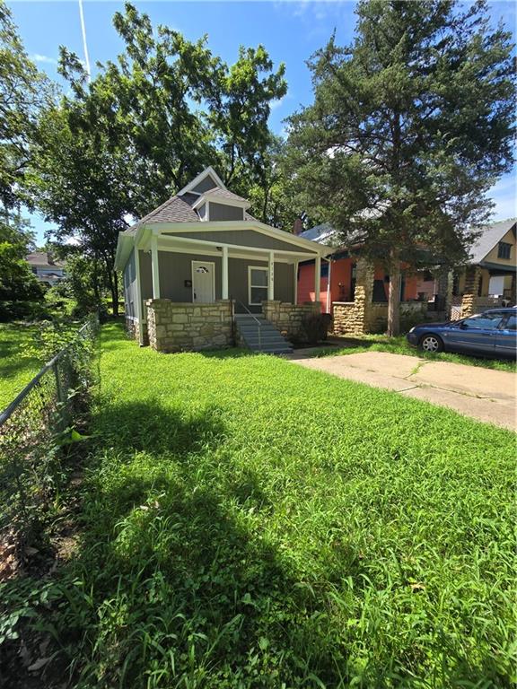 4128 Forest Avenue Property Photo 2