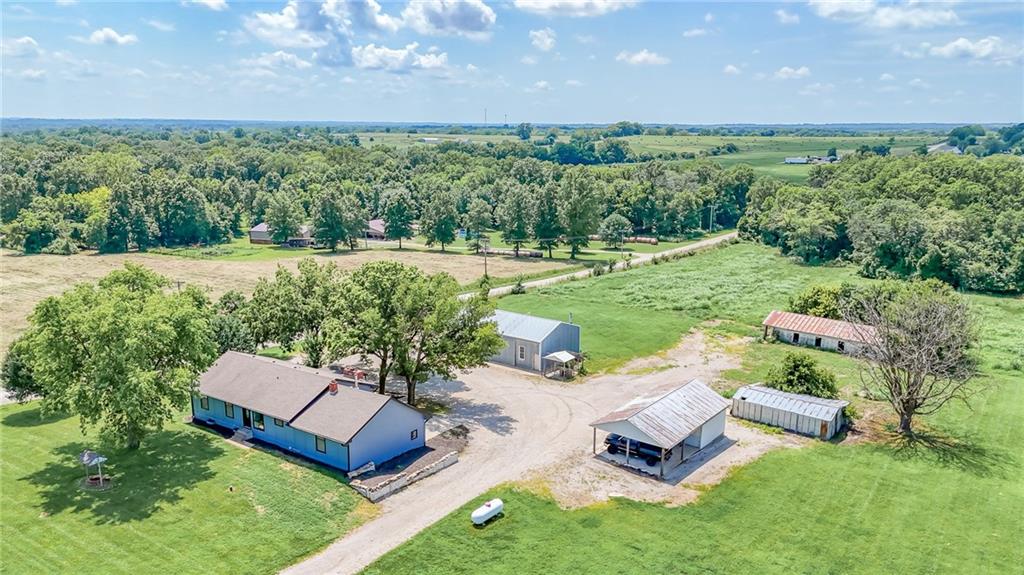 9033 Highway B Highway Property Photo 1