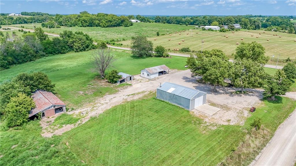 9033 Highway B Highway Property Photo 2