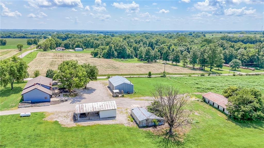 9033 Highway B Highway Property Photo 5