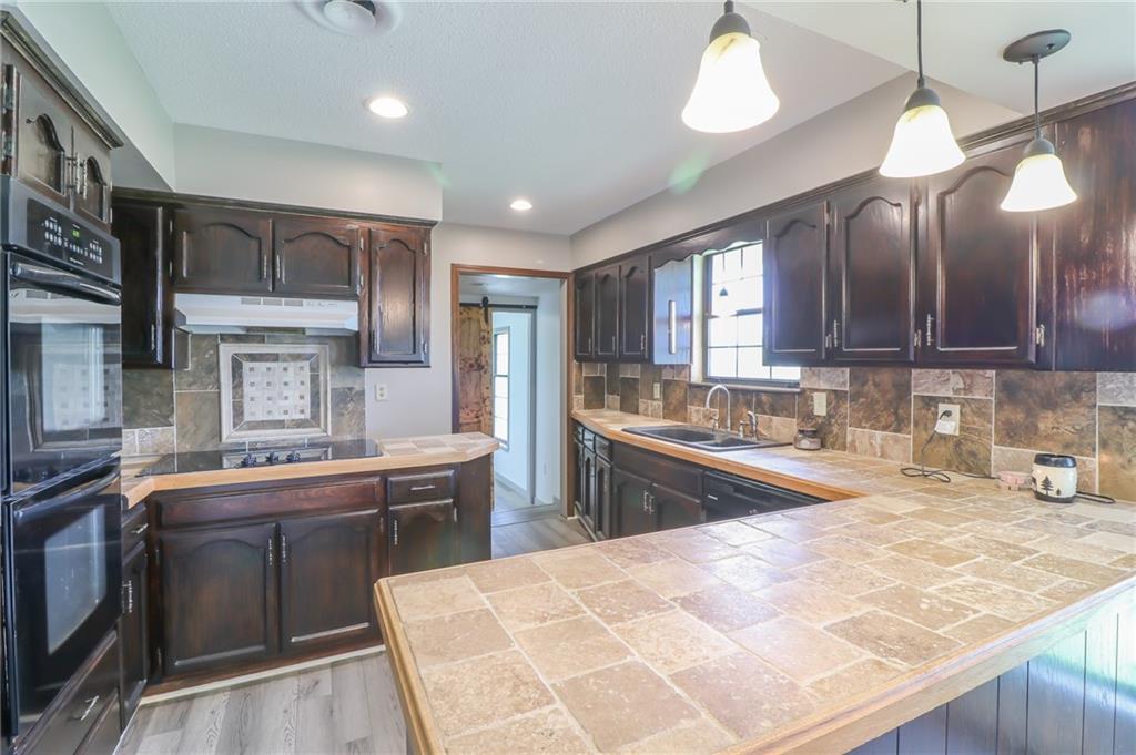 9033 Highway B Highway Property Photo 14