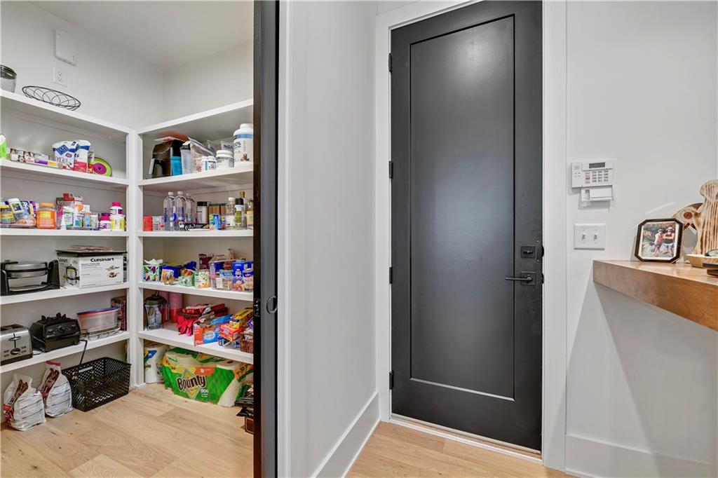 17401 Oakshire Street Property Photo 17