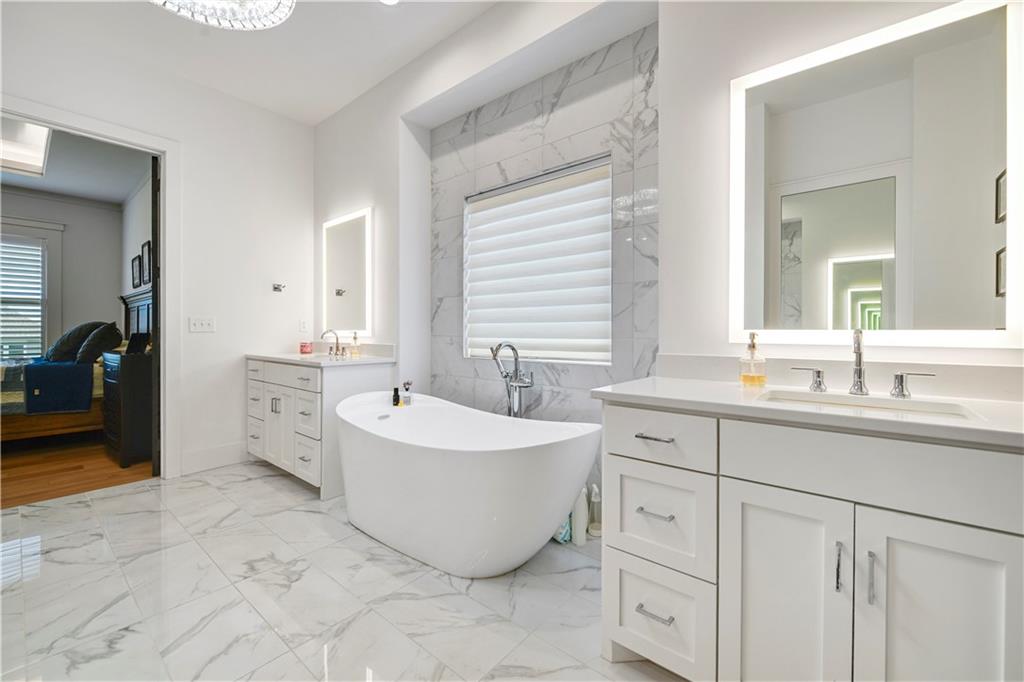 17401 Oakshire Street Property Photo 25