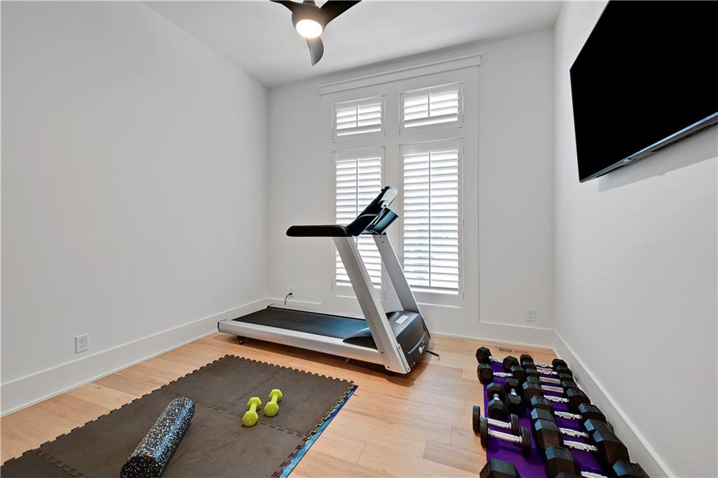 17401 Oakshire Street Property Photo 28