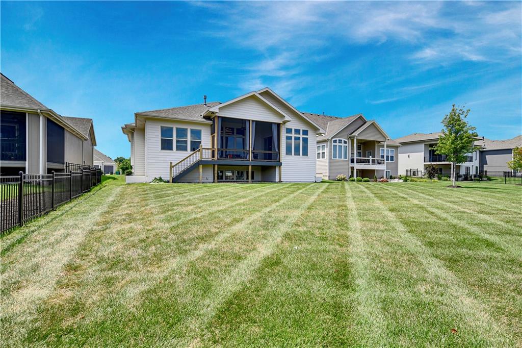 17401 Oakshire Street Property Photo 42