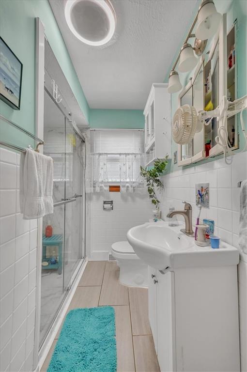 208 4th Street Property Photo 10