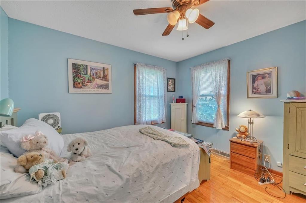 208 4th Street Property Photo 11