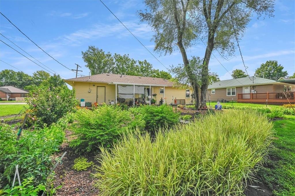 208 4th Street Property Photo 20